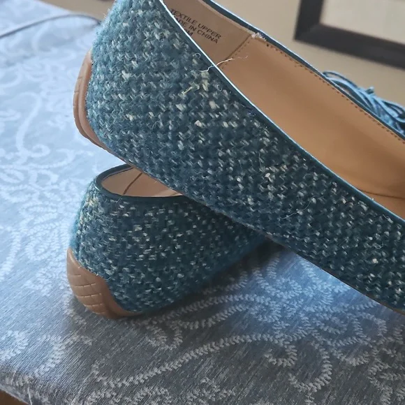 Lovely Teal Tweed Flats - Picture 3 of 5